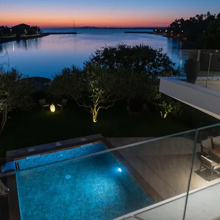 Beachfront Bella * Zaton (Zadar)