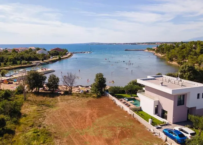 Beachfront Bella זאטון