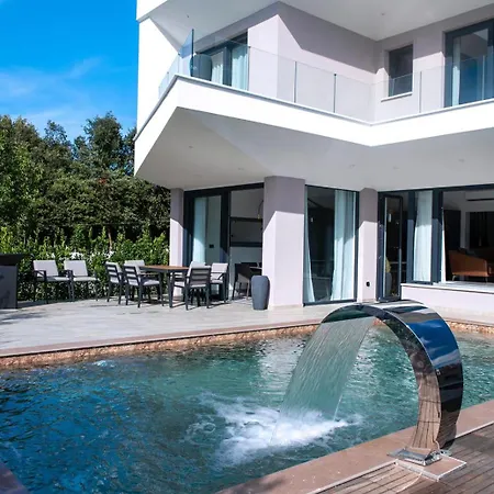 Vila Beachfront Bella