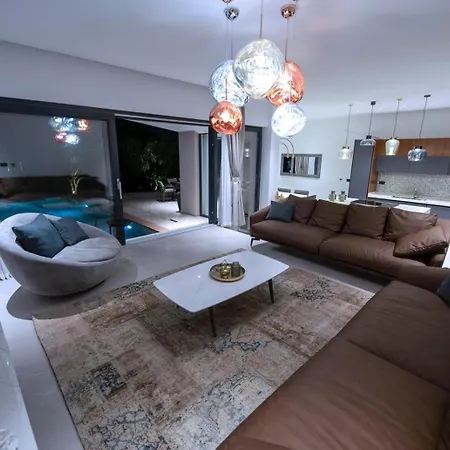 Beachfront Bella * זאטון