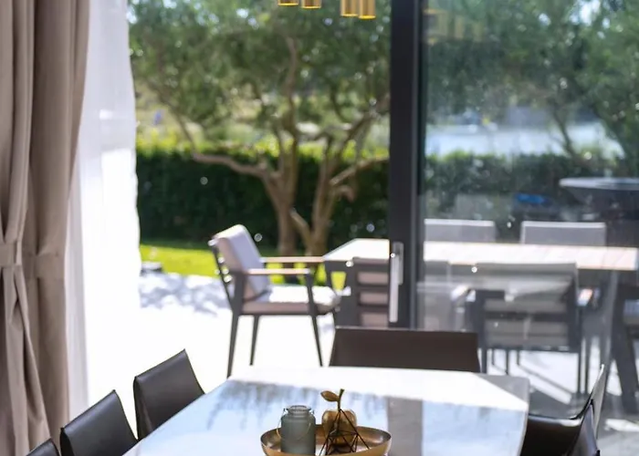 Вилла Beachfront Bella